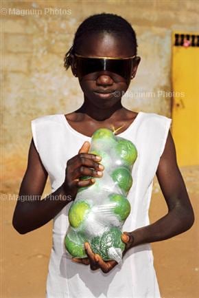 Martin Parr. Fashion, 2001-2005.