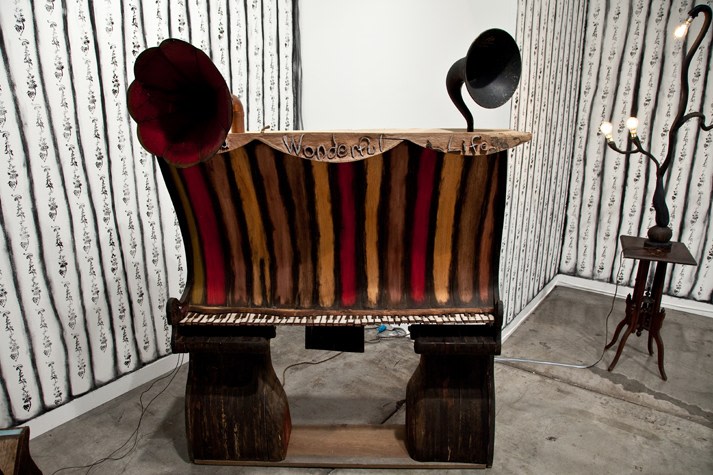 Brent Green Piano and speaker, 2008-2009