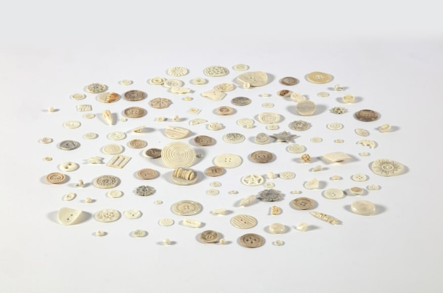 Buttons 2000-2001 130 human bone buttons