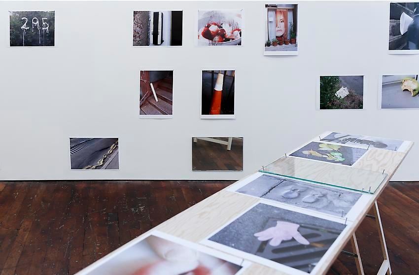 Richard Wentworth: motes to self – installation view 8