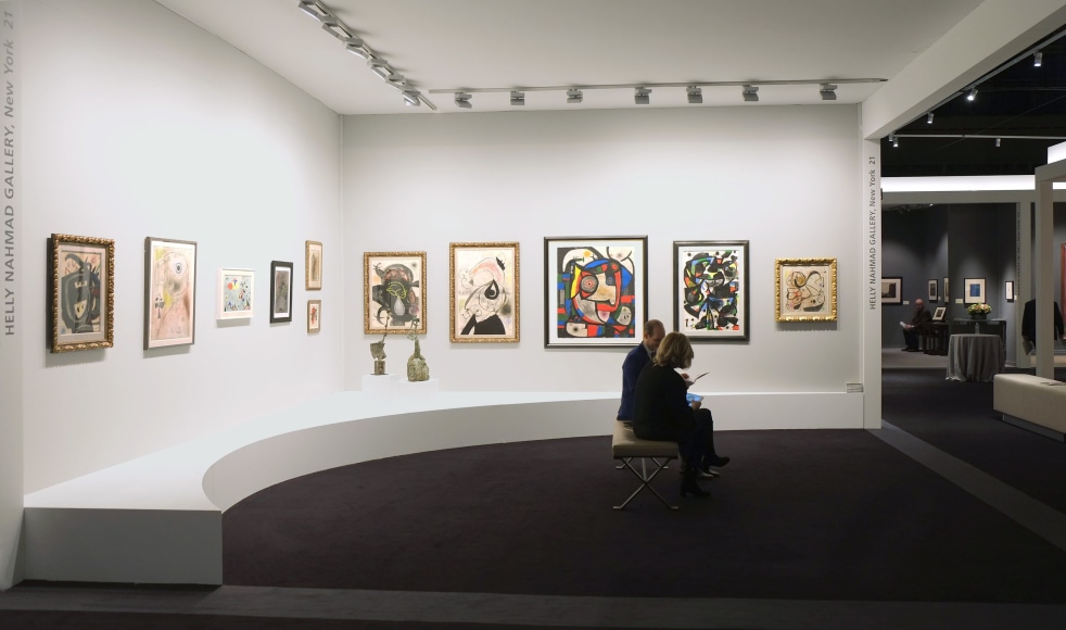 Installation view of Tefaf NY 2017, booth 21. Photography by Studio MDA. &copy;Helly Nahmad Gallery NY.