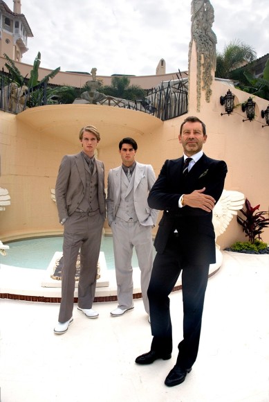 Harry Benson, Tomas Maier, Palm Beach, 2012