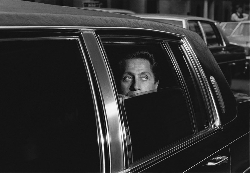 Harry Benson, Valentino in Limo, New York, 1984