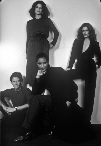 Harry Benson, Calvin Klein with Barbara Allen, Beverly Johnson, and Chris O’Connor, 1978