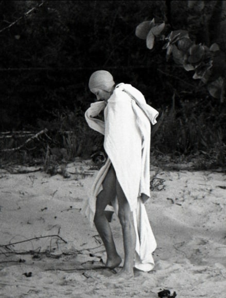 Harry Benson, Greta Garbo, Antigua, 1976