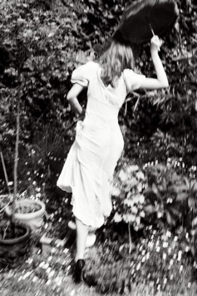 Ellen von Unwerth, Seek, 2011