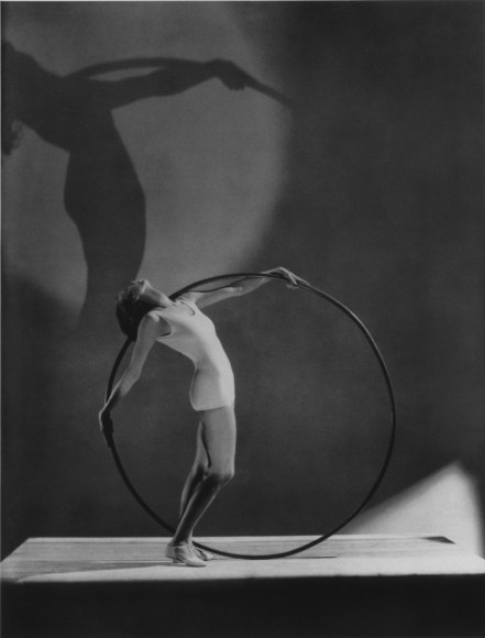 George Hoyningen-Huene, Woman with Hoop