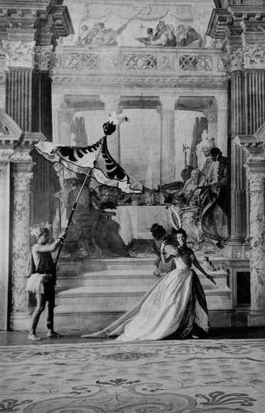 Cecil Beaton, Daisy Fellows in Costume for the Beistegui Ball, Venice, 1951