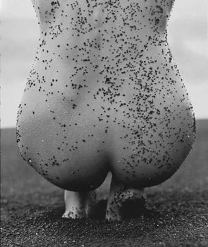 Herb Ritts, Female Nude with Black Sand, Hawaii, 1989