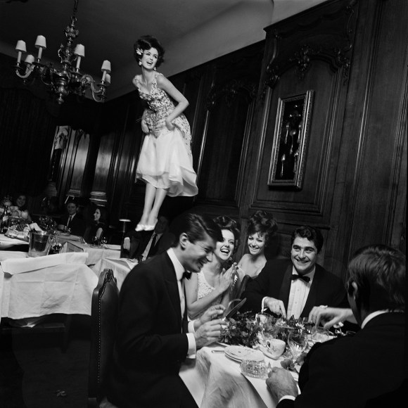 Melvin Sokolsky, Happarition, Paris, 1965