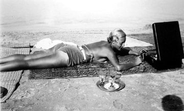 Jacques-Henri Lartigue, Chou Valton, Plage de la Garoupe, Cap d’Antibes, 1932