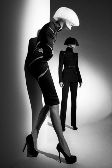 Patrick Demarchelier, Mariacarla Boscono and Anja Rubik, VOGUE Italia, 2008