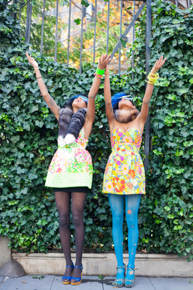 Sophie Elgort, Coco and Breezy, 2011