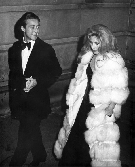 Ron Galella, Halston and Baby Jane Holster, Costume Opening, Metropolitan Museum of Art, New York, 1973