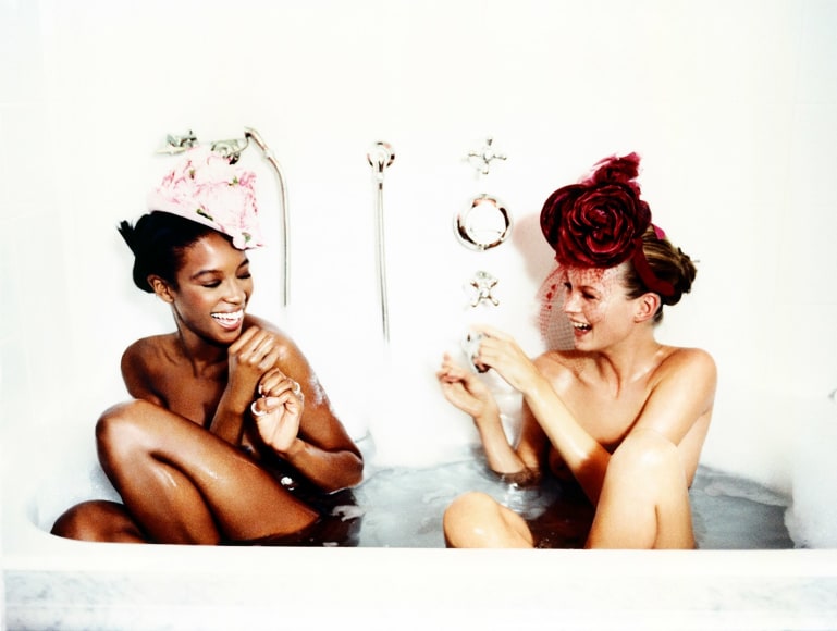 Ellen von Unwerth, Bathtub, Naomi Campbell and Kate Moss, VOGUE, 1996