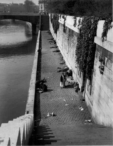 André Kertész, Clochards along the Seine, Paris, 1926