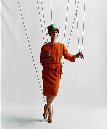 Melvin Sokolsky, Orange Strings, 1961