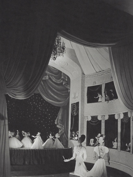 Horst, "Theatre De La Mode", New York, 1946