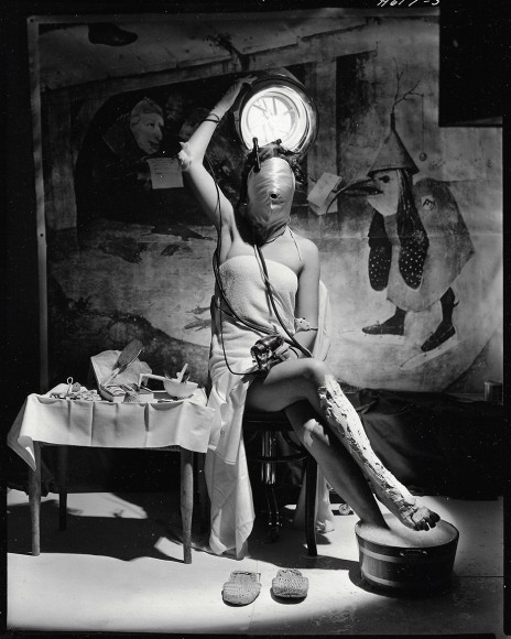 Horst, Electric Beauty, Paris, 1939