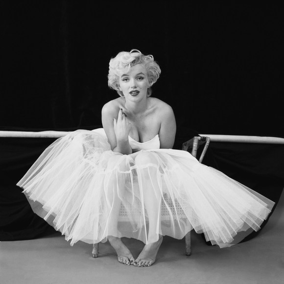 Milton Greene, Marilyn Monroe, New York, 1954 ("The Ballerina Sitting")