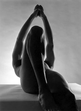 Horst P. Horst, Male Nude I, (Knee, Frontal), New York, 1952