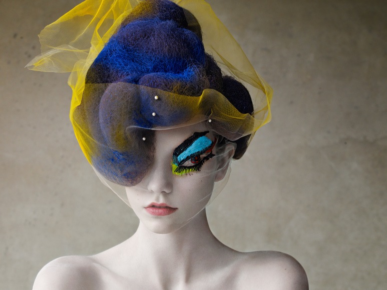 Patrick Demarchelier, Karlie Kloss, Feast for the Eyes, New York, VOGUE, 2009