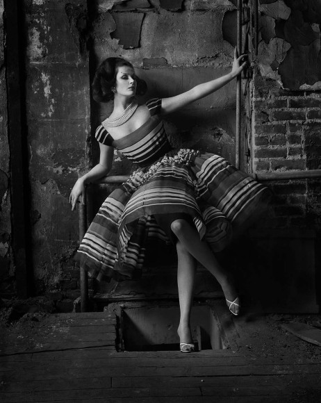 Melvin Sokolsky, Betsy Updraft (Betsy Pickering), New York, 1960