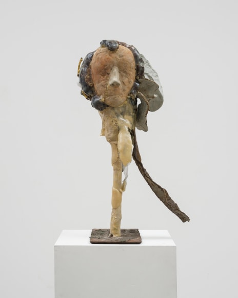 TARWUK KLOSKLAS_Ovo_Midiv_Dak_Et_Madelg_(Oenopion), 2021