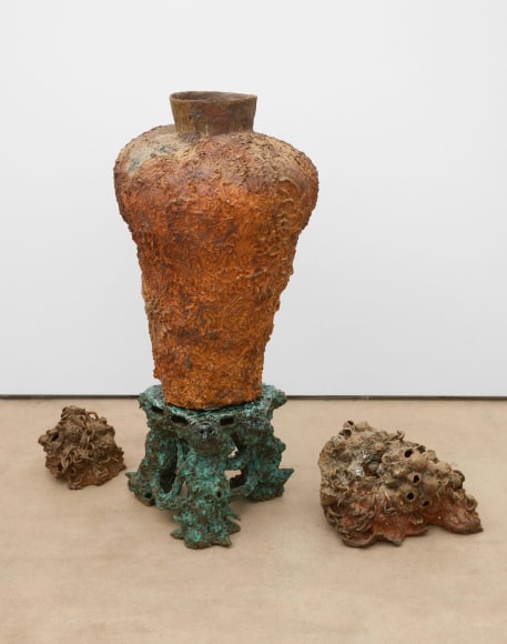 Sitting Figures, 2020, Ceramic