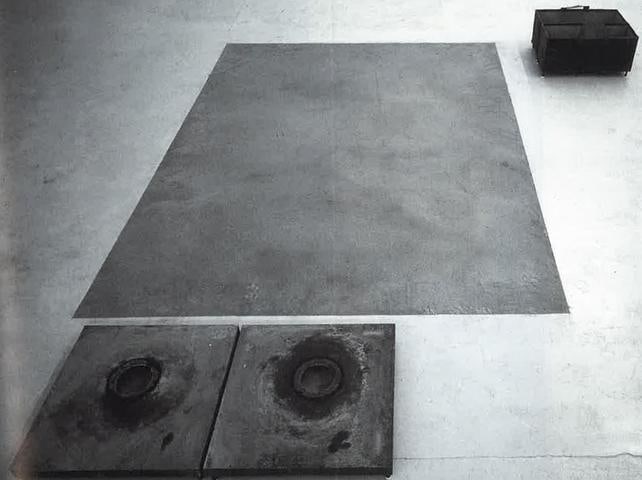 Miroslaw Balka, Installation view, 1993