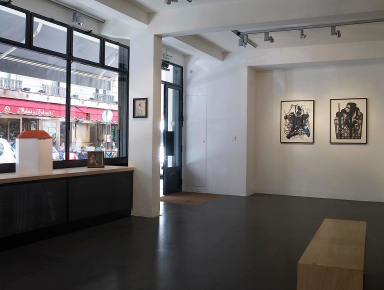  Installation view, Rive Gauche / Rive Droite, Catherine Houard, Paris, September 9 - September 25, 2010