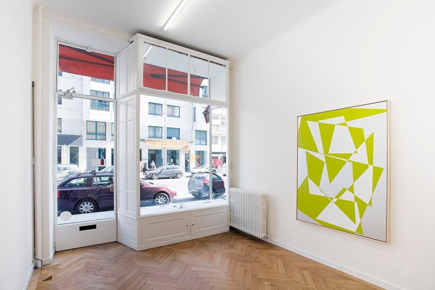  Installation view, Albrecht Schnider, Raum Falten, Marc Jancou, Geneva, March 15 - April 28, 2012