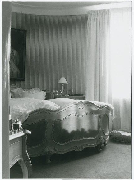  Master Bedroom, 	Peter Hopkins