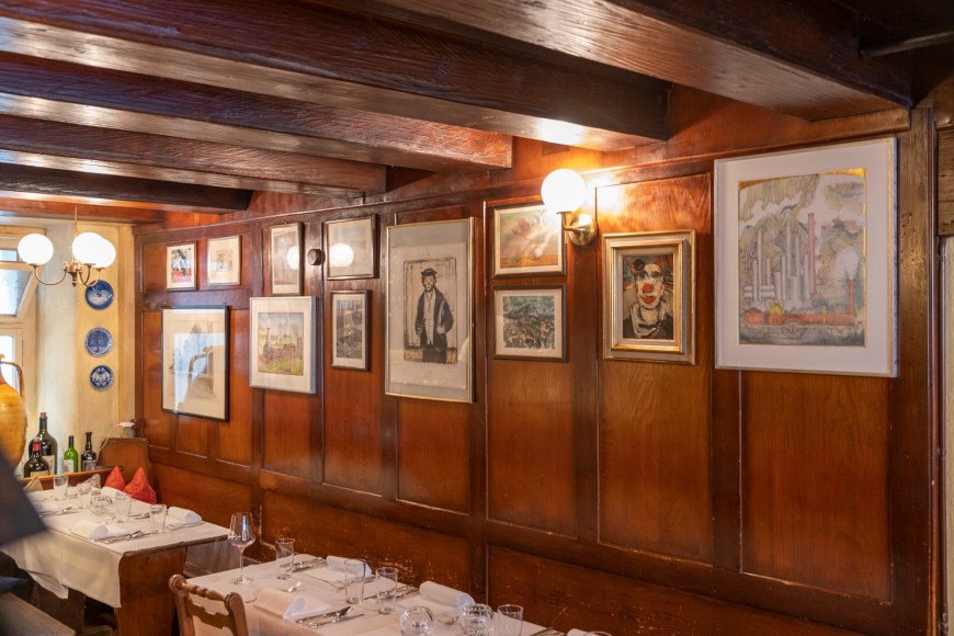 Installation view | Torsten Slama: Recent Drawings | OFFSITE: Marc Jancou | Photo by Julien Gremaud