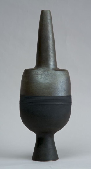 Wayne Ngan, Sculptural Vase with Lines, 2014