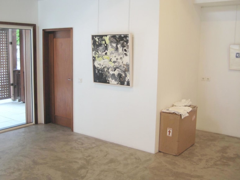  Installation View, Me.di.um, St. Barthelemy, 2007
