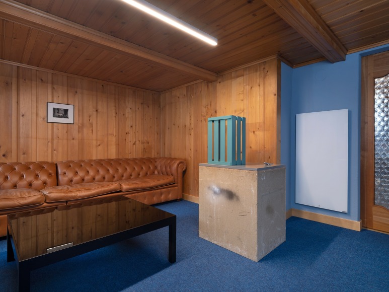 Elise Corpataux and Valentin Carron at the Art Kiosk, Rougemont, Switzerland., Installation View © Julien Gremaud 