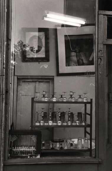 27. Jeanne Moutoussamy-Ashe&nbsp;(African-American, b. 1951),&nbsp;Harlem Window, New York, 1978