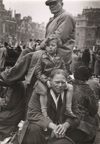 16.&nbsp;HENRI CARTIER-BRESSON (French, 1908-2004), Coronation of the King of England, 1937