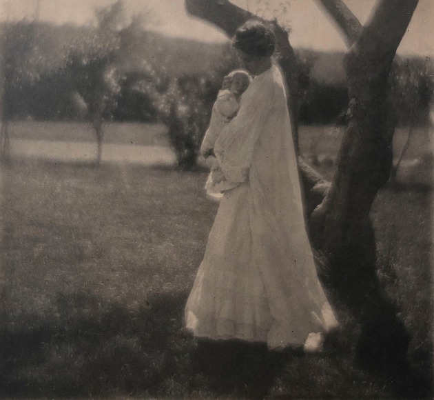 45.&nbsp;GERTRUDE KÄSEBIER&nbsp;(American, 1852-1934),&nbsp;Blossom Day, 1904