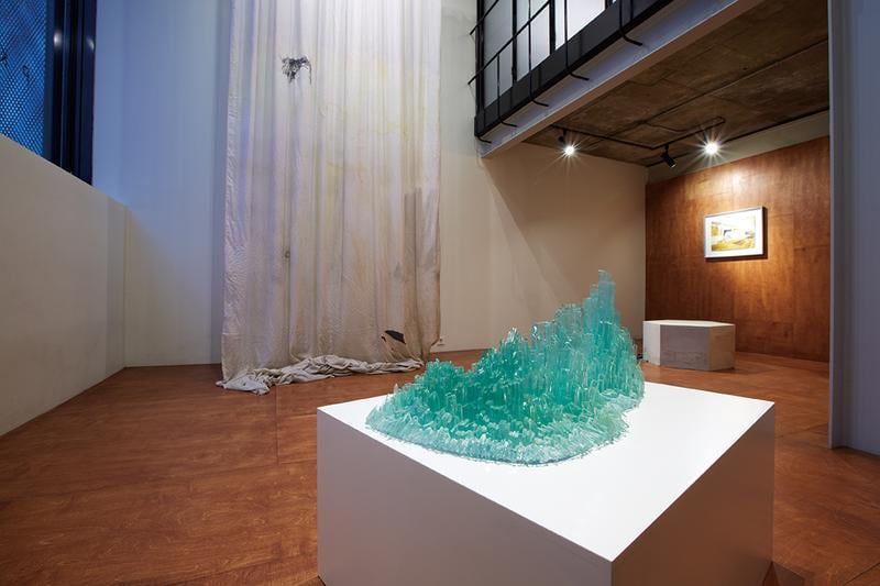 Isa Melsheimer. Installation view of solo exhibition. PKM Gallery Temporary Exhibition Space, 2013.