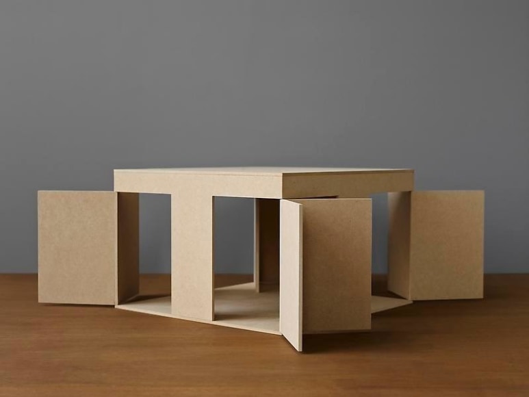 Heeseung Chung. Room with revolving doors-2, 2014.&nbsp;Archival pigment print, 75 x 100 cm. Courtesy of the artist &amp;amp; PKM Gallery.