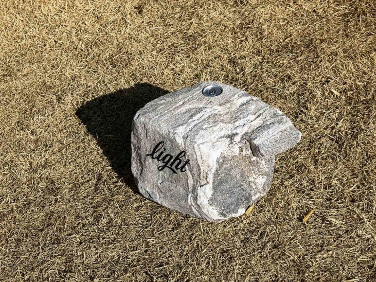 Wonwoo Lee, Heavy light_2023_017, 2023. Stone, paint, 22 x 41 x 33.5 cm. Courtesy of the artist & PKM Gallery.