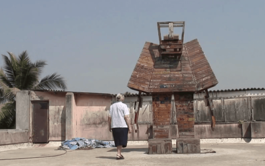 Koen Vanmechelen  Cosmogolem