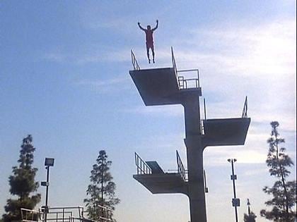 MATTHEW SUTTON The Triple Lindy Suite 2002, video, run time: 2:00.