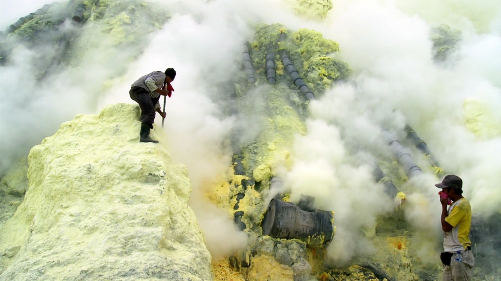 JANET BIGGS Kaweh Ijen #1 2012, lightbox, 11 x 21 x 3 inches
