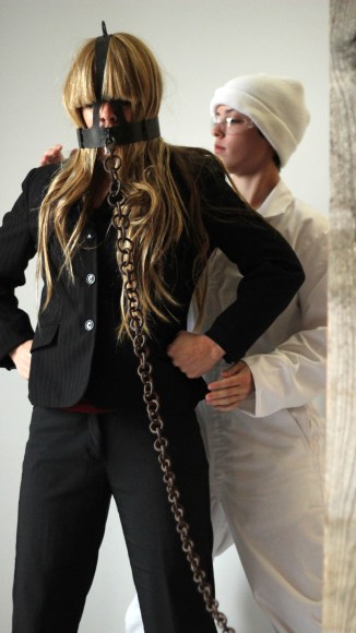 J.J. McCRACKEN The Huntress Performance