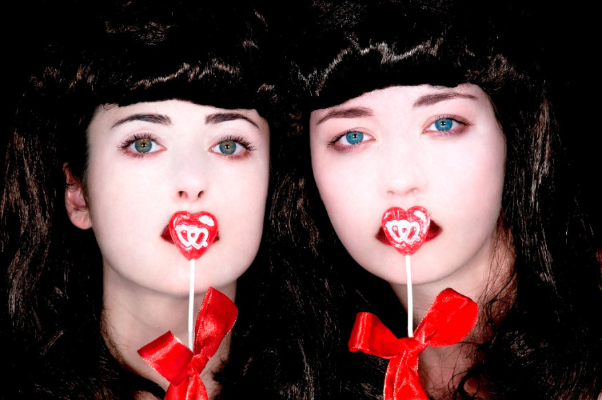 VICTORIA F. GAIT&Aacute;N Lollipop 2011, archival pigment print on 100% cotton paper, 22 x 33 inches