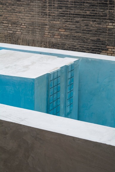 Nazgol Ansarinia, The Inverted Pool&nbsp;(detail), 2019, Concrete, metal, pigment and plaster