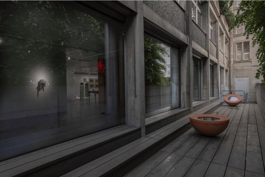 Asma Belhamar &amp;amp; Mays Albaik, Rakkaza, 2023, Multimedia Installation, concrete and wood